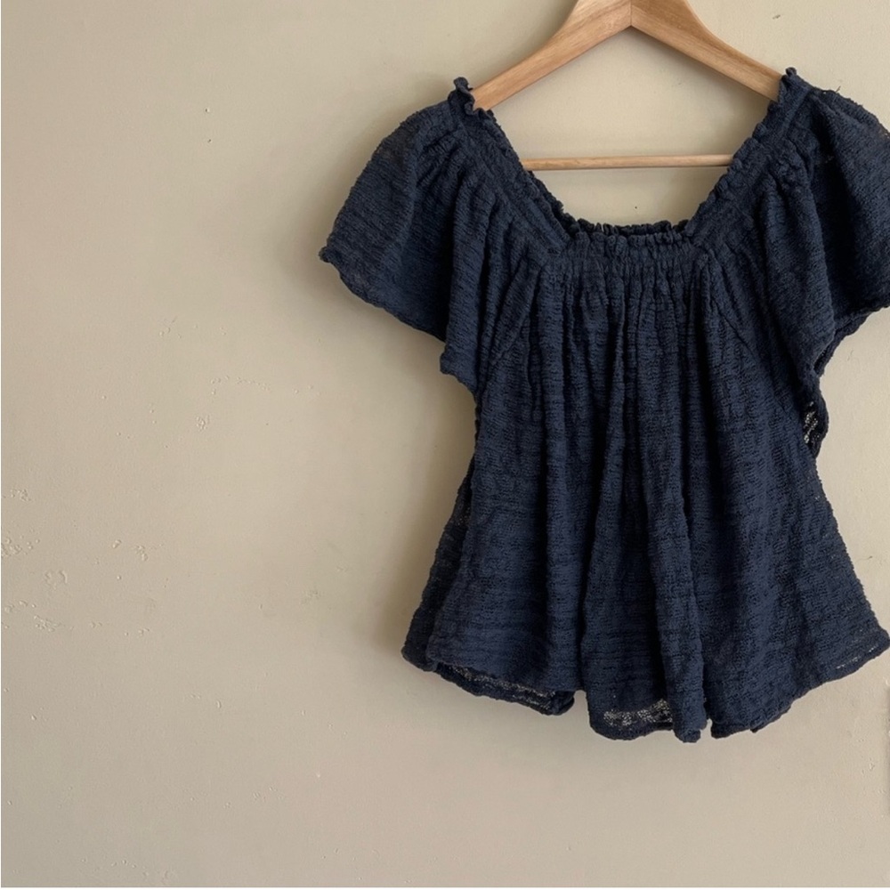 Free People Top - Picture 1 of 10